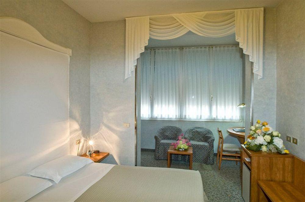 Hotel Bisanzio Ravenna Esterno foto